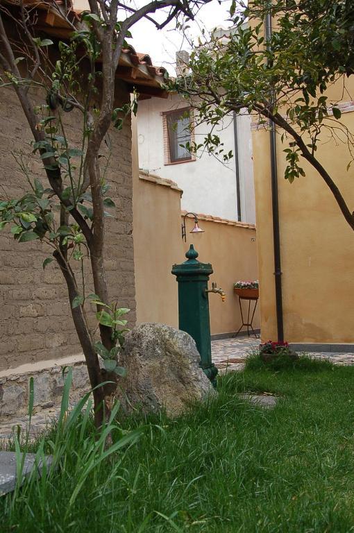 La Corte Di Lucina Terralba Luaran gambar